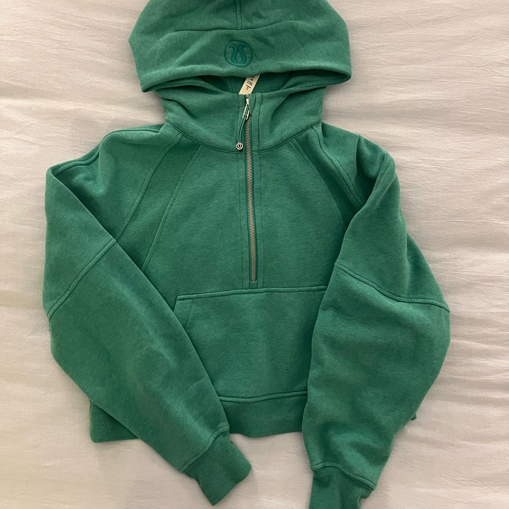 Lululemon cropped scuba half zip
